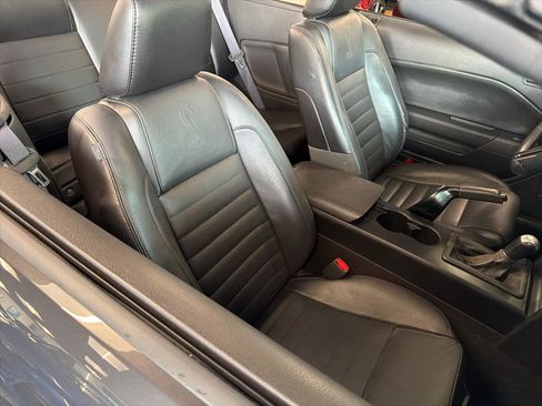 Used 2007 Ford Mustang Shelby GT500 RWD image 19