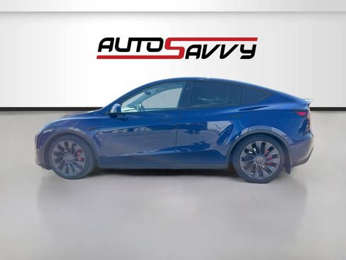 Used 2024 Tesla Model Y Performance AWD/4WD image 4