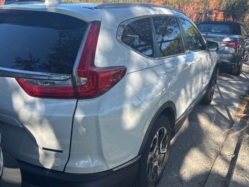 Used 2019 Honda CR-V Touring image 7
