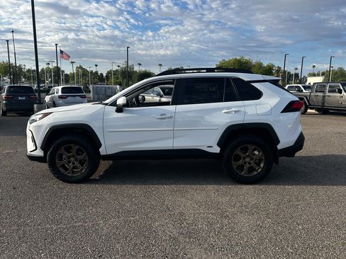 Used 2023 Toyota RAV4 AWD Hybrid image 3