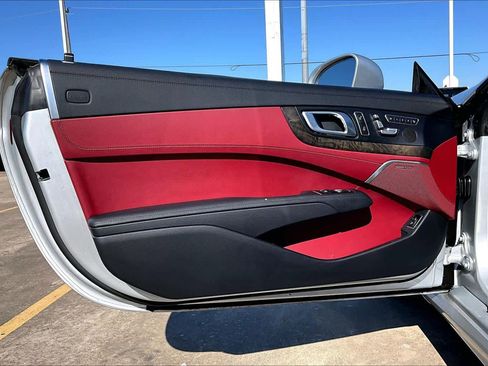 Used 2016 Mercedes-Benz SL 550 SL 550 image 16