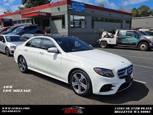 Used 2018 Mercedes-Benz E 300 4MATIC image 1