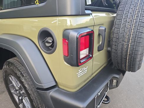 New 2026 Jeep Wrangler Sport AWD/4WD image 28