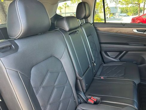Used 2024 Volkswagen Atlas SE FWD image 47