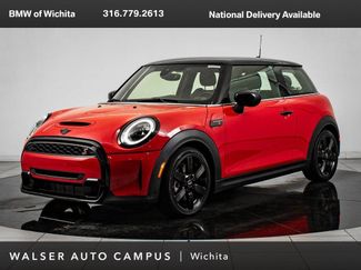 Used 2023 MINI Cooper S video 1