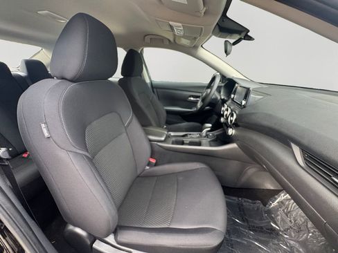 Used 2023 Nissan Sentra S image 17
