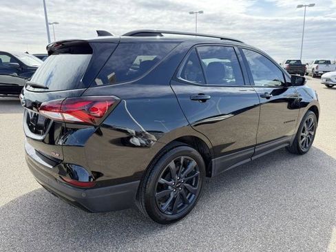 Used 2024 Chevrolet Equinox RS w/ RS Leather Package image 8