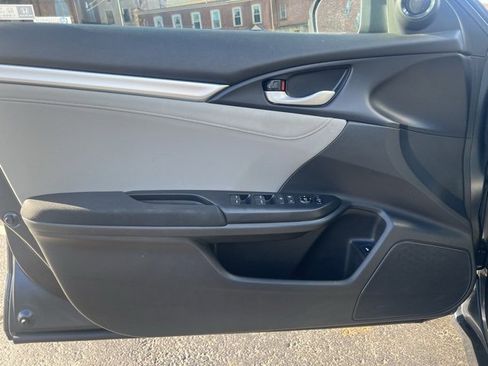 Used 2019 Honda Civic EX image 8