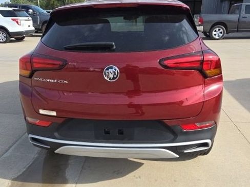 Used 2023 Buick Encore GX Preferred w/ Cold Weather Comfort Package FWD image 4