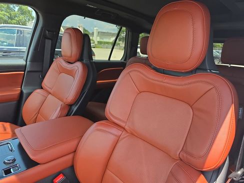 New 2025 Lincoln Aviator Reserve w/ Equipment Group 201A image 24