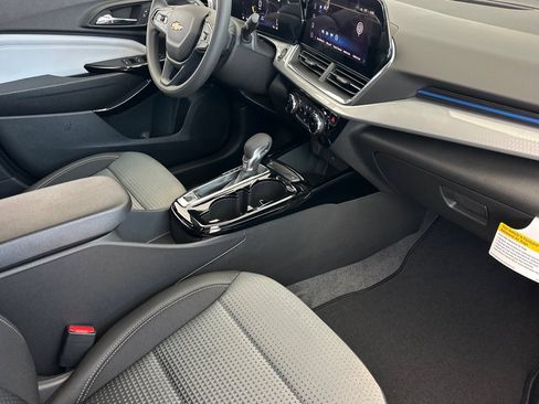 New 2026 Chevrolet Trax LT FWD image 16