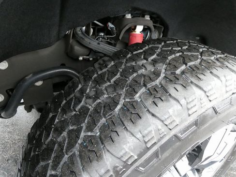 Certified 2025 GMC Sierra 2500 Denali w/ Denali Reserve Package image 15