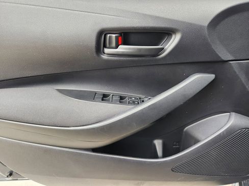 Used 2023 Toyota Corolla LE FWD image 21