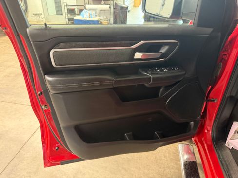 Used 2020 RAM 1500 Big Horn AWD/4WD image 32