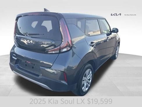 Certified 2025 Kia Soul LX FWD image 8