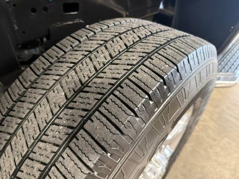 Used 2025 RAM 2500 Big Horn AWD/4WD image 22