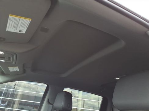 Used 2022 Chevrolet Silverado 1500 LTZ w/ Safety Package II image 17