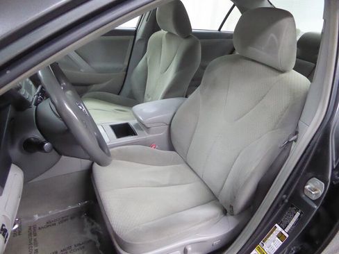 Used 2009 Toyota Camry image 17