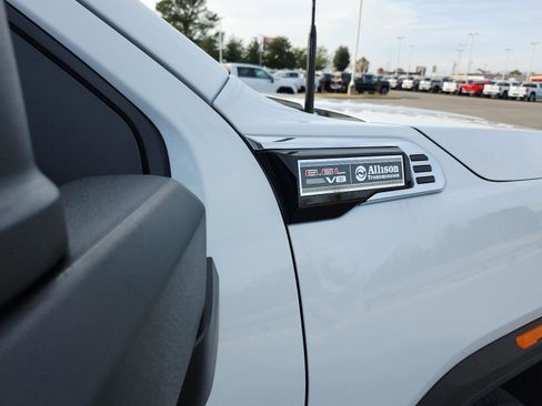 New 2026 GMC Sierra 2500 Pro image 6