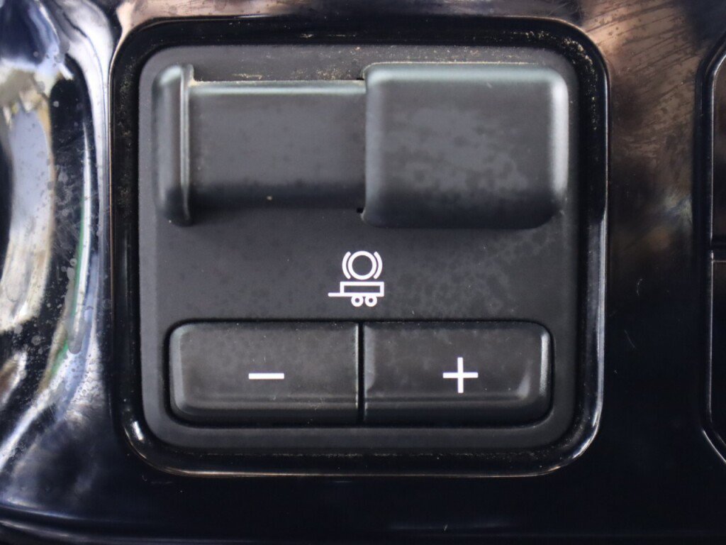 Used 2026 Chevrolet Silverado 1500 RST AWD/4WD image 26