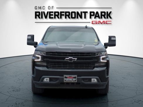 Used 2021 Chevrolet Silverado 1500 RST w/ Convenience Package II AWD/4WD image 8