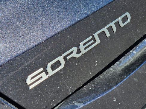 New 2026 Kia Sorento S w/ S Panoramic Sunroof Package image 8