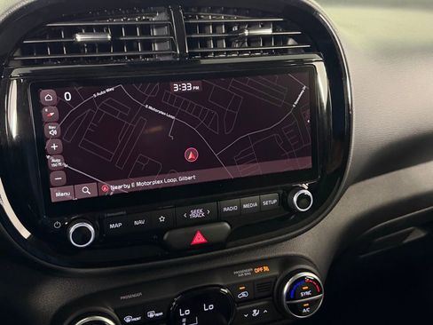 Used 2024 Kia Soul GT-Line image 18