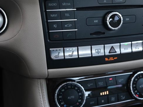 Used 2018 Mercedes-Benz CLS 550 image 30