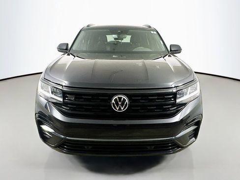Used 2022 Volkswagen Atlas Cross Sport SEL R-Line AWD/4WD image 2
