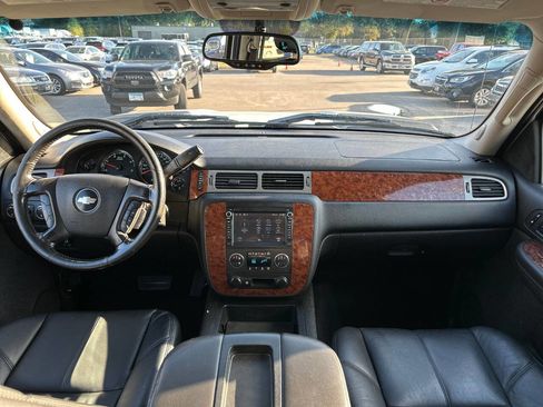 Used 2008 Chevrolet Silverado 2500 LTZ w/ Suspension Package, Off-Road image 2