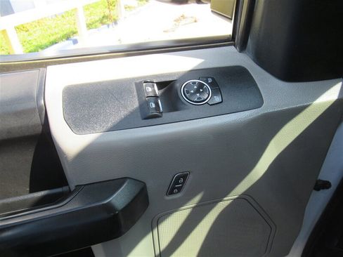 Used 2019 Ford F250 XL w/ XL Value Package image 11