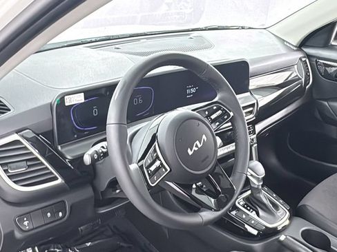 New 2026 Kia Seltos S AWD/4WD image 34