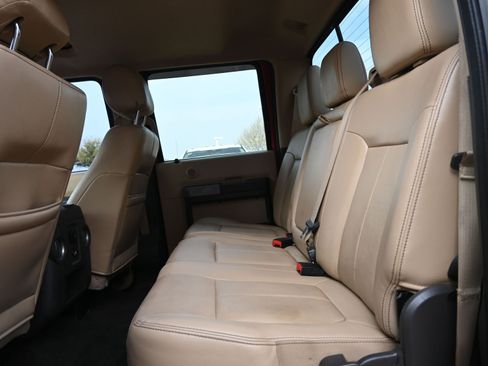 Used 2016 Ford F350 Lariat w/ Chrome Package image 16