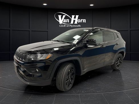 New 2026 Jeep Compass Latitude AWD/4WD image 3