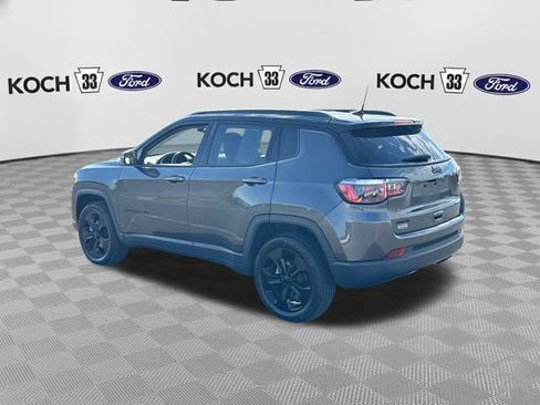 Used 2018 Jeep Compass Latitude w/ Popular Equipment Group AWD/4WD image 6