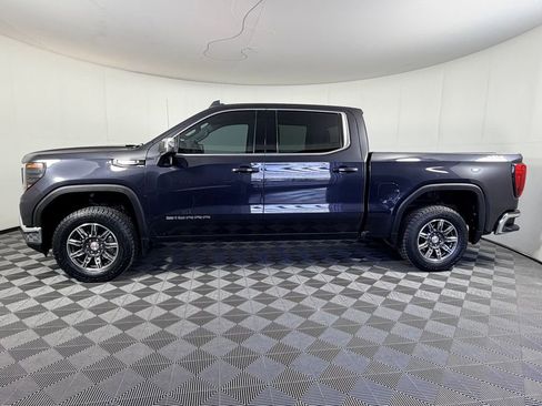 Used 2023 GMC Sierra 1500 SLE image 9