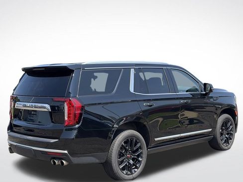 Used 2022 GMC Yukon Denali w/ Denali Ultimate Package AWD/4WD image 4