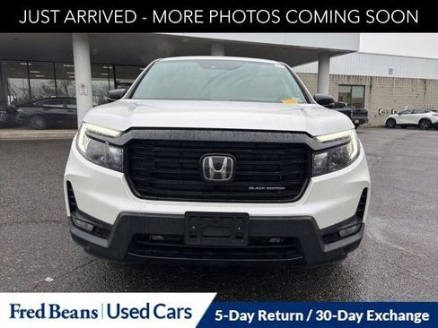 Used 2023 Honda Ridgeline Black Edition image 2