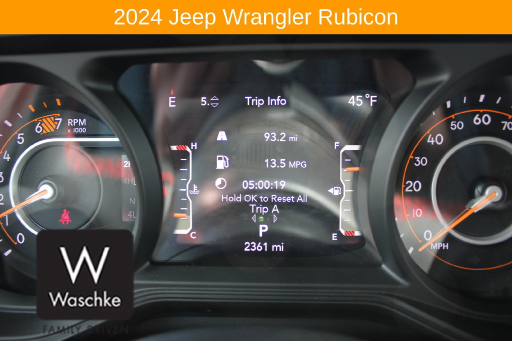 Used 2024 Jeep Wrangler Unlimited Rubicon w/ Convenience Group AWD/4WD image 40
