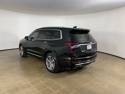 Used 2021 Cadillac XT6 Premium Luxury AWD/4WD image 16