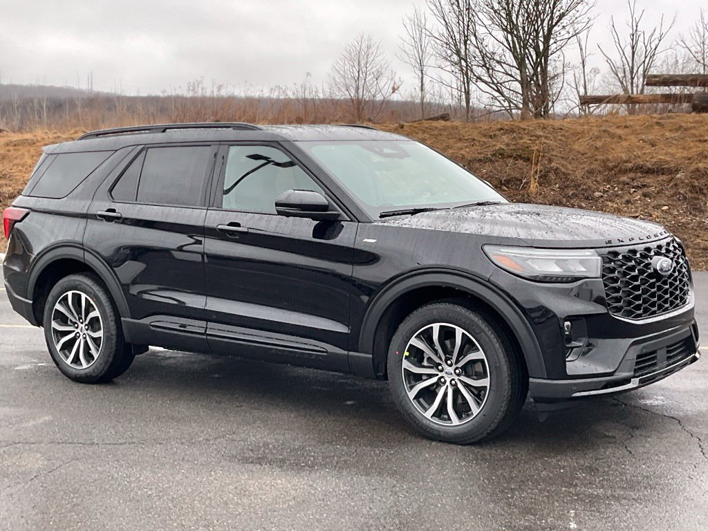New 2026 Ford Explorer ST-Line AWD/4WD image 1
