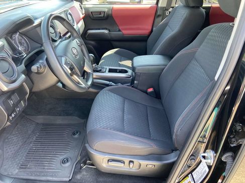 Used 2023 Toyota Tacoma SR5 w/ Technology Package RWD image 14