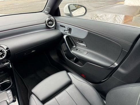 Used 2021 Mercedes-Benz CLA 250 4MATIC image 34