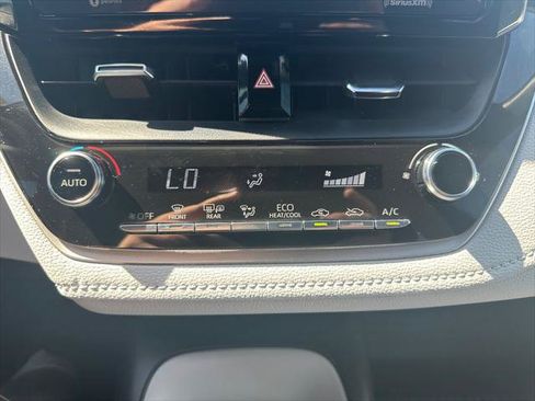 Certified 2022 Toyota Corolla SE FWD image 19