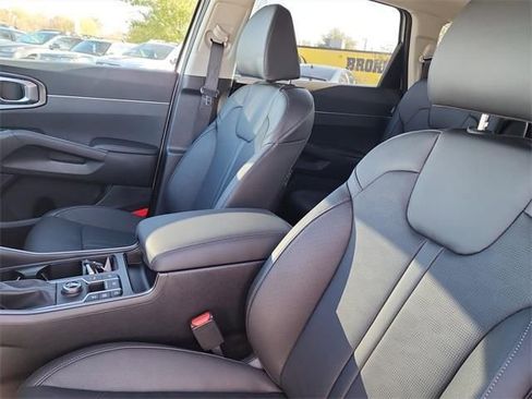 New 2026 Kia Sorento EX w/ EX Premium Package image 13