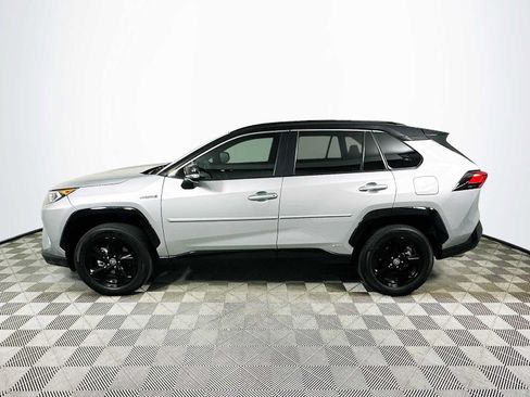 Used 2021 Toyota RAV4 XSE AWD/4WD image 4