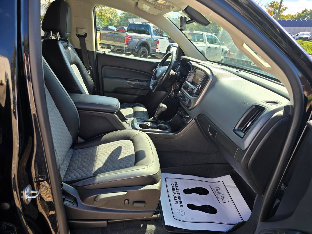 Used 2020 Chevrolet Colorado Z71 AWD/4WD image 12