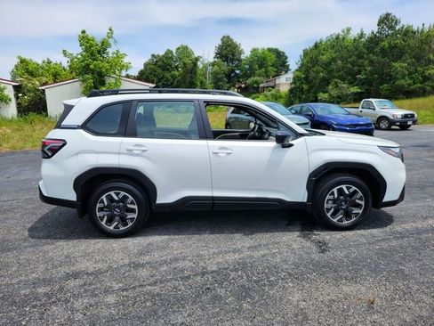 Certified 2026 Subaru Forester AWD/4WD image 9