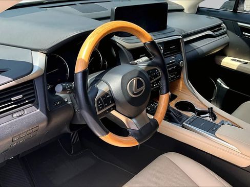 Used 2022 Lexus RX 350L FWD w/ Premium Package image 18