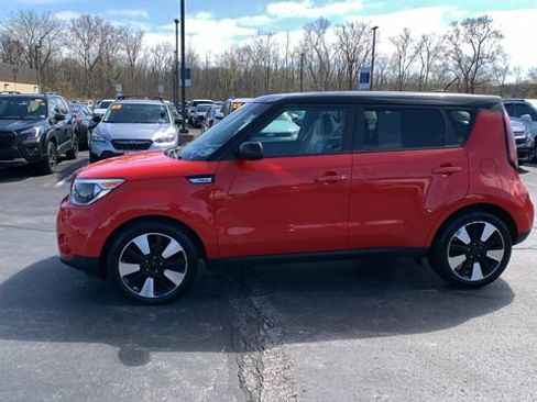 Used 2017 Kia Soul + w/ Designer's Package image 2